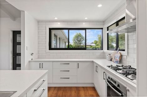 Photo of property in 17 Royleen Street, Casebrook, Christchurch, 8051