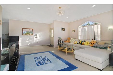 Photo of property in 4 Tern Place, Unsworth Heights, Auckland, 0632