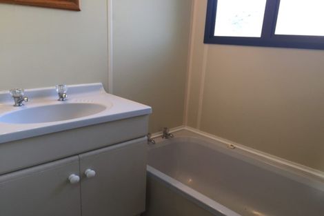 Photo of property in 79a/1 Colwill Road, Massey, Auckland, 0614