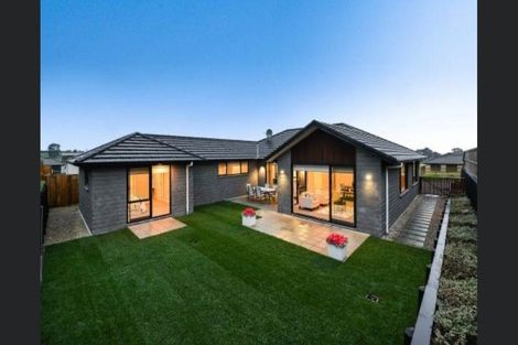 Photo of property in 19 Waireka Road, Rototuna North, Hamilton, 3210
