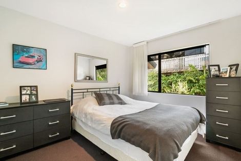 Photo of property in 29 Mariners View Road, Beach Haven, Auckland, 0626