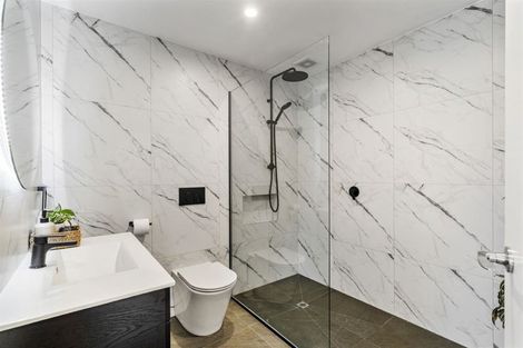 Photo of property in 7137/135 Manuka Road, Bayview, Auckland, 0629