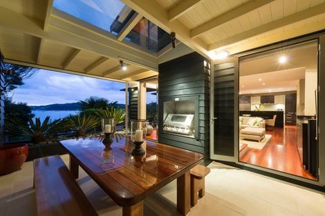 Photo of property in 14a Kaha Place, Russell, 0272