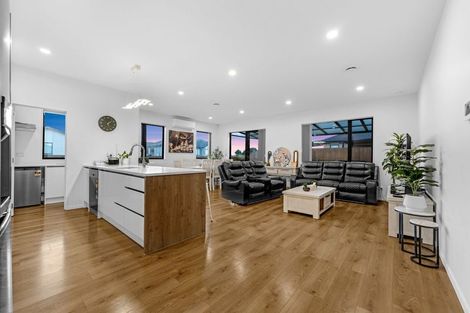 Photo of property in 1 Pipi Crescent, Tuakau, 2121