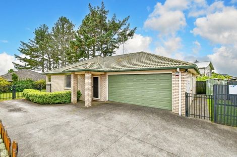 Photo of property in 6 Richard Halse Drive, Manurewa, Auckland, 2105