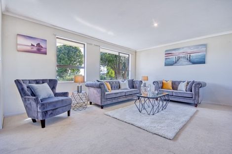 Photo of property in 1/185 Royal Road, Massey, Auckland, 0614