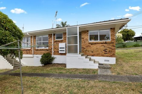 Photo of property in 1/242 Onewa Road, Birkenhead, Auckland, 0626