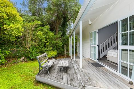 Photo of property in 54f2 Hungerford Road, Houghton Bay, Wellington, 6023