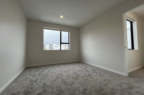 Photo of property in 3 Puihi Crescent, Massey, Auckland, 0614