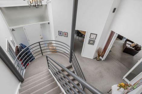 Photo of property in 33 Glenburn Place, Avonhead, Christchurch, 8042