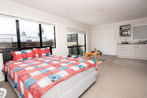 Photo of property in 9u2 Heath Street, Saint Andrews, Hamilton, 3200