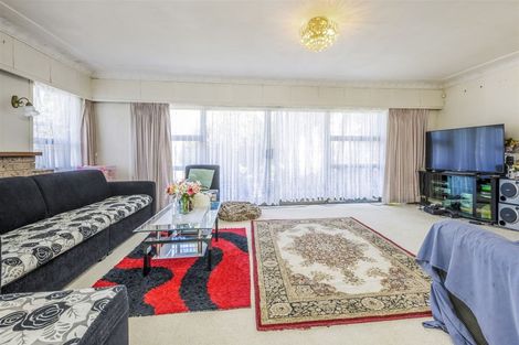 Photo of property in 1/6 Buckingham Crescent, Manukau, Auckland, 2025