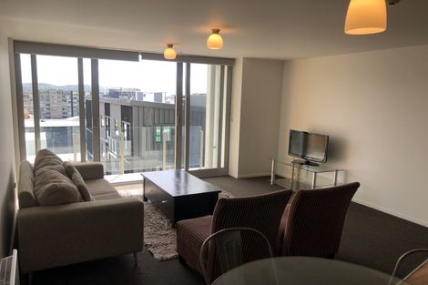 Photo of property in 2 Torrens Terrace, Mount Cook, Wellington, 6011