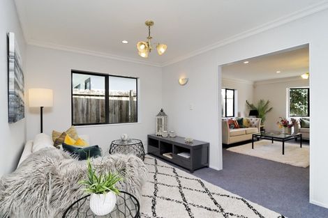 Photo of property in 120a Hutchinson Avenue, New Lynn, Auckland, 0600