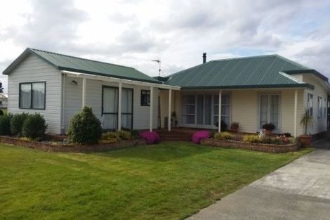 Photo of property in 241 Bremner Road, Karaka, Drury, 2113