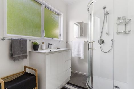 Photo of property in 1/55 Castleton Street, Birkdale, Auckland, 0626