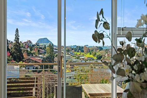 Photo of property in 57 Whitaker Street, Otumoetai, Tauranga, 3110
