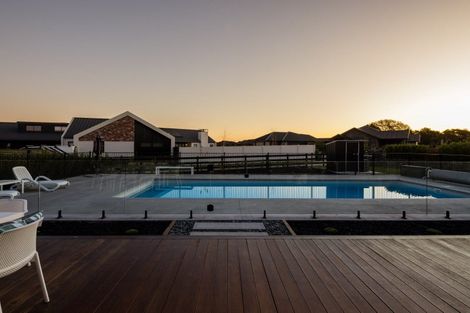 Photo of property in 49 Mike Smith Drive, Cambridge, 3434