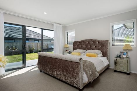 Photo of property in 123 Palm Springs Boulevard, Papamoa Beach, Papamoa, 3118