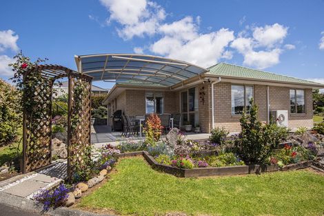 Photo of property in 16 Lochiel Place, Te Kamo, Whangarei, 0112