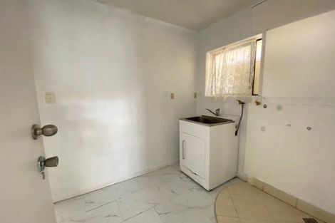 Photo of property in 1 Skilling Place, Farm Cove, Auckland, 2012