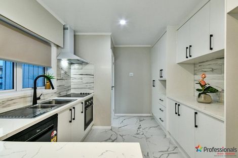Photo of property in 27 Thompson Terrace, Manurewa, Auckland, 2102