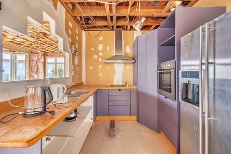 Photo of property in 3 Onslow Road, Bluff Hill, Napier, 4110