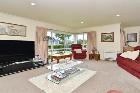 Photo of property in 48 Lamorna Road, Parklands, Christchurch, 8083