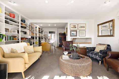 Photo of property in 14u8 Harriett Street, Thorndon, Wellington, 6011