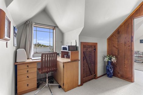 Photo of property in 5 Bosworth Street, Egmont Village, 4372