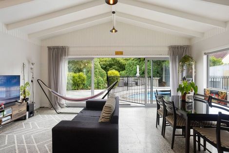 Photo of property in 2b Roach Street, Maeroa, Hamilton, 3200