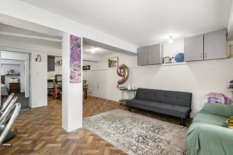 Photo of property in 9 Poplar Road, Stanmore Bay, Whangaparaoa, 0932