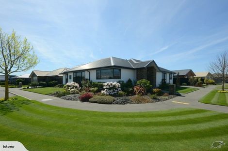 Photo of property in 84 Rannoch Drive, Broomfield, Christchurch, 8042