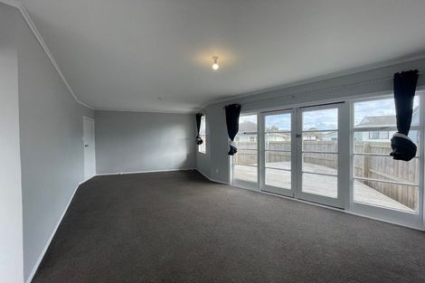 Photo of property in 12 Jenkins Place, Manurewa East, Auckland, 2102