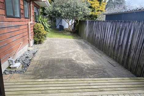 Photo of property in 64 Pomaria Road, Henderson, Auckland, 0610