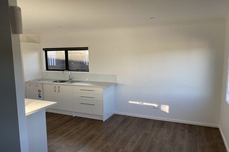 Photo of property in 11 Tahurangi Place, Spotswood, New Plymouth, 4310