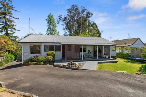 Photo of property in 8 Homestead Place, Glenview, Hamilton, 3206