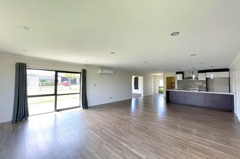 Photo of property in 34 Longbow Terrace, Flagstaff, Hamilton, 3210