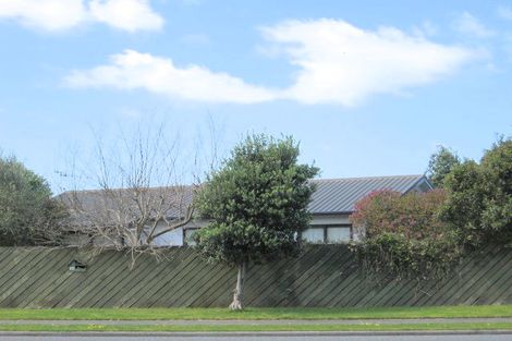 Photo of property in 5a Hartford Avenue, Papamoa Beach, Papamoa, 3118