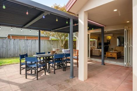 Photo of property in 76 Saint James Drive, Huntington, Hamilton, 3210