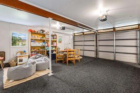 Photo of property in 35a Braithwaite Street, Karori, Wellington, 6012