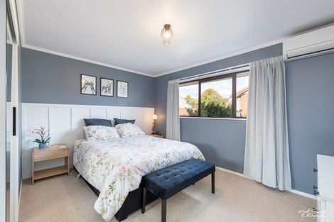 Photo of property in 3f2- Ararino Street, Trentham, Upper Hutt, 5018