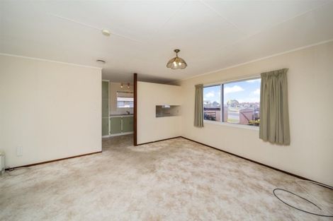 Photo of property in 198 Waihi Road, Hawera, 4610