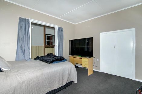 Photo of property in 91 Derby Street, Westport, 7825