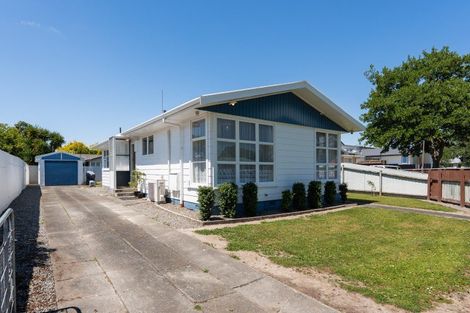 Photo of property in 19 Halswell Crescent, Westbrook, Palmerston North, 4412