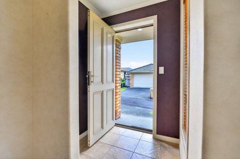 Photo of property in 23 Sovereign Isle Lane, Rototuna, Hamilton, 3210