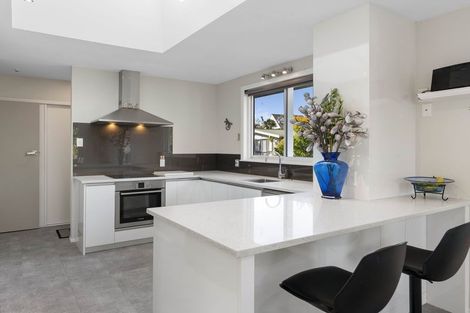 Photo of property in 15 Kurupae Road, Hilltop, Taupo, 3330