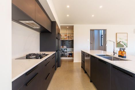 Photo of property in 35 Mount Nicholas Avenue, Wanaka, 9305