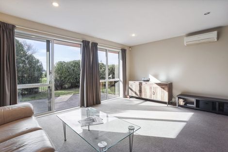 Photo of property in 12a Date Crescent, Aidanfield, Christchurch, 8025