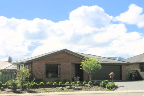 Photo of property in 14 Frame Place, Owhata, Rotorua, 3010